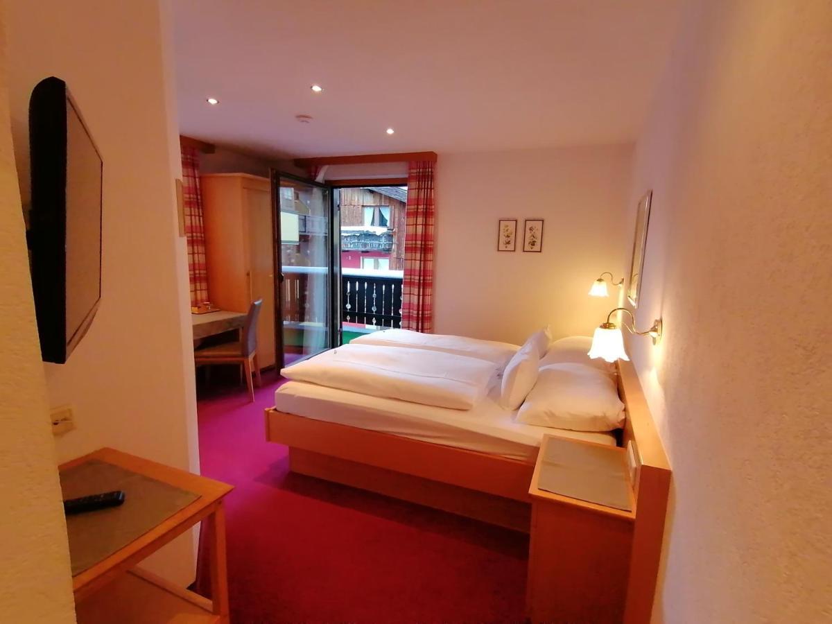 Haus Marion Haueis Hotel St Anton am Arlberg Værelse billede